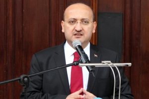 Akdoğan: "Biz hep yalnız bırakıldık"