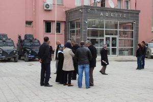 Hakkari Belediye eş başkanlarına 10'ar yıl hapis