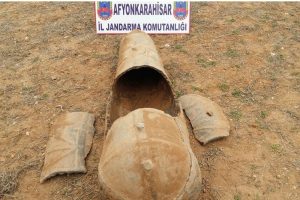 Trakt&ouml;r&uuml;n pulluğuna 'tarih' takıldı
