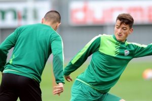 Bursaspor, Sivasspor ma&ccedil;ı hazırlıklarını s&uuml;rd&uuml;rd&uuml;
