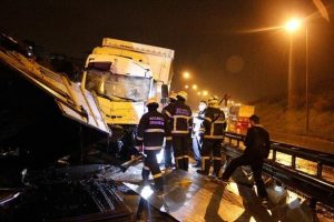Zincirleme trafik kazası