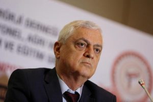 Profes&ouml;r Bilir: "300 bin epilepsi hastası ilaca yanıt vermiyor"