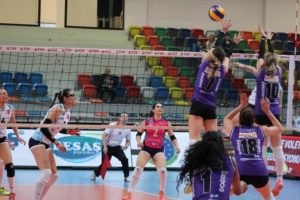 Bursa B&uuml;y&uuml;kşehir Belediyespor, &Ccedil;anakkale Belediyespor'u ge&ccedil;ti