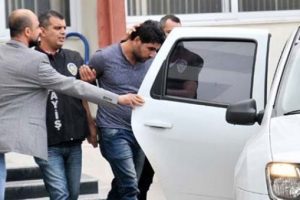 Dolandırıcılar 1.9 milyon TL ile yakalandı