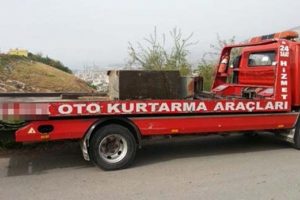 Dereden &ccedil;ıkarılan kasanın i&ccedil;inden 100 bin TL &ccedil;ıktı