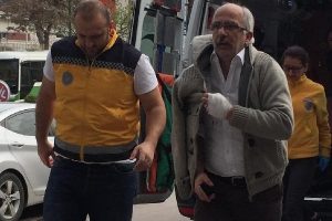 'Aracıma k&ouml;p&uuml;k sı&ccedil;rattın' kavgası