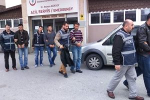 İzmir'de hurda kavgası: 1 &ouml;l&uuml;
