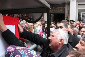Şehidin cenazesinde g&ouml;zyaşları sel oldu