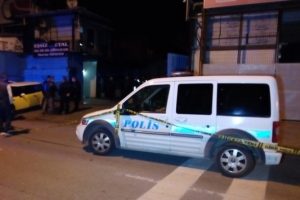 Aldığı otomobil pert &ccedil;ıkınca kurşun yağdırdı