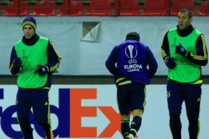 Pereira, Van Persie ve Fernandao'yu &ouml;zel olarak &ccedil;alıştıracak