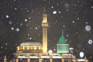 Konya'ya mart ayında kar yağdı