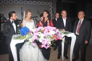 Sel&ccedil;uk G&uuml;ney ile Merve Mermer mutluluğa yelken a&ccedil;tı...