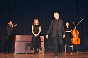 "Yaşamaya Dair" Bursa'da sahnelendi