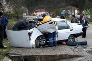 Direksiyon başında kalbine yenildi