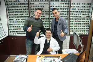 Bursa'da down sendromlu m&uuml;d&uuml;r&uuml;n sevinci