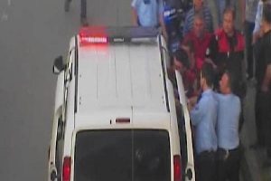 Rize'de polisi dayakla su&ccedil;layan emekli polise ceza