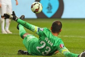 Volkan, ilk 11'de başladığı 12 ma&ccedil;ta yenilgi yaşamadı