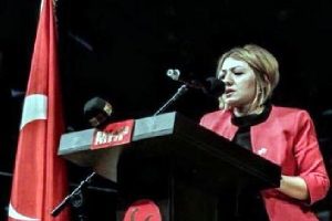 MHP'li kadınlardan, 'Bir kereden, &ccedil;ok şey olur' imza kampanyası