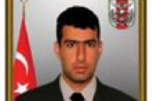 Diyarbakırlı şehit Aykut, sade bir t&ouml;renle toprağa verildi