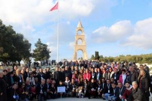 81 ilden 81 &ouml;ğretmen &Ccedil;anakkale şehitliklerini ziyaret etti
