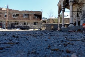 Diyarbakır Bağlar'da zarar karşılanıyor