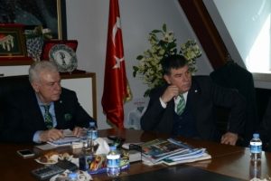 Ali Ay: "Bursaspor'u istediğimiz yere getireceğiz"