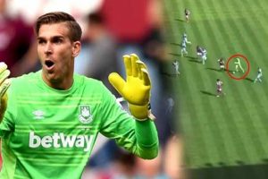 West Ham kalecisi Adrian herkesi &ccedil;alımlayarak gol attı