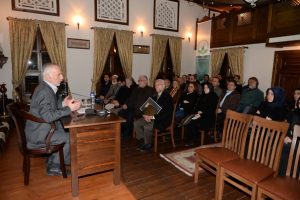 'Bursa'nın G&ouml;n&uuml;l Sultanları' konferansında H&uuml;sameddin Bursevi konuşuldu