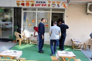 Boşandığı eşini vurup intihar etti
