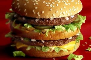Asgari &uuml;cretliler b&uuml;y&uuml;k boy hamburger i&ccedil;in ne kadar &ccedil;alışmalı