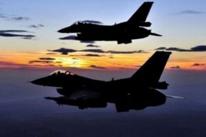 ABD Hava Kuvvetlerine ait F-16 d&uuml;şt&uuml;