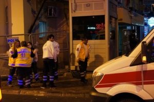 Fatih'te polis merkezinde kavga