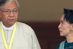 Myanmar'da yarım asır sonra sivil h&uuml;k&uuml;met işbaşında