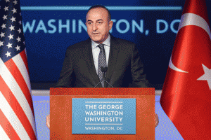 Bakan Mevl&uuml;t &Ccedil;avuşoğlu: PYD i&ccedil;in ABD'yle k&uuml;secek değiliz