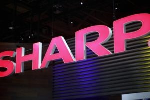 Foxconn Sharp'ı satın aldı