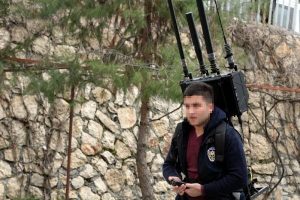 CHP'li Tanrıkulu, G&ouml;rmez'e seyyar jammerlı korumayı sordu