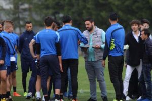 Manisaspor'da Taşkın'a taraftardan moral