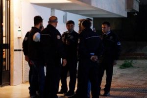 Eski kocanın kıskan&ccedil;lık krizi polisi alarma ge&ccedil;irdi
