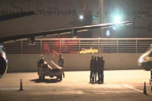 Atat&uuml;rk Havalimanı'ndaki ş&uuml;pheli paketten &ccedil;&ouml;p &ccedil;ıktı