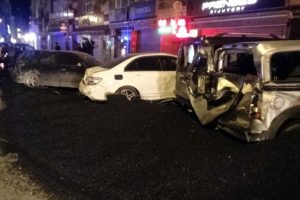 Freni patlayan kamyon korkuttu