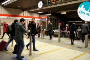 Avrupa'nın tek turnikesiz metrosunda ka&ccedil;ak yolcu oranı şaşırttı