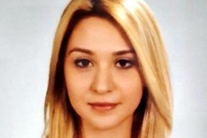 &Ouml;l&uuml; bulunan &uuml;niversiteli K&uuml;bra toprağa verildi