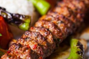 D&uuml;nyanın en pahalı şiş kebabı 4000 lira
