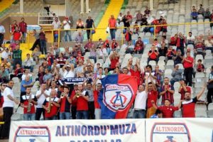 Centilmen Altınordu
