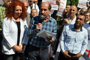 Hastanede 'a&ccedil;ığa alma' tepkisi