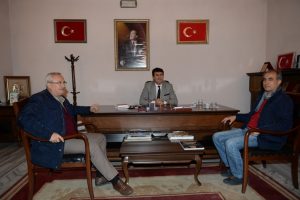 Bursa Osmangazi'de Başkan D&uuml;ndar muhtarları dinledi
