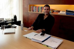Tansu &Ccedil;iller'in oğlu ticarette boy g&ouml;steriyor
