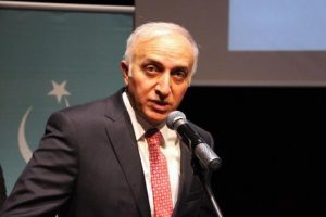 Vali İbrahim Şahin: &Ccedil;ocuklarımız cami ve okul tuvaletlerinde heder oluyor