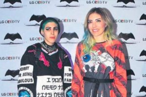 'Batman' ve 'Superman'cilerin rekabeti partide de devam etti...