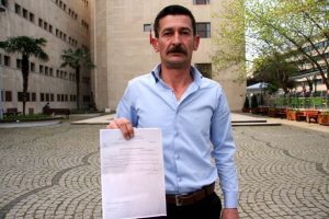 Bursa'da velayetini aldığı kızını alamadı